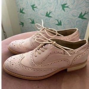 Brogue Oxfords, Pink Vegan Leather Round Toe Lace Up. From Mod cloth. Womens 7